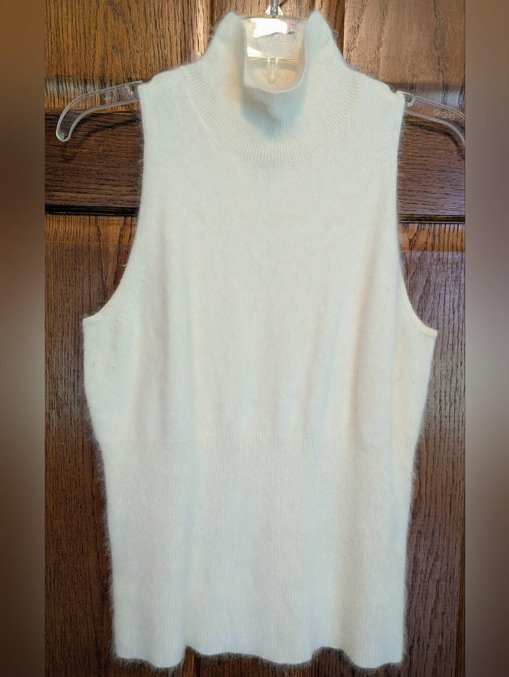 Kenneth Cole New York Cream Sleeveless Angora Turtleneck Tank — Size M